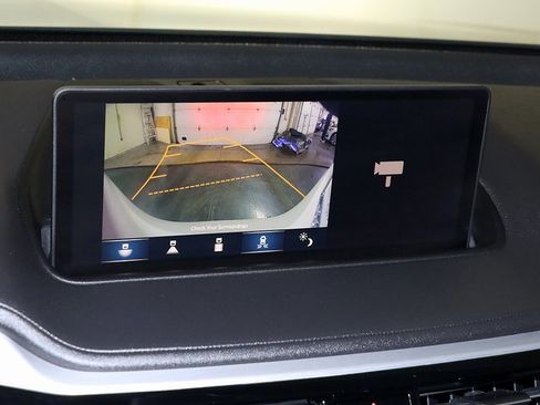 Used 2023 Acura MDX SH-AWD w/ Technology Package image 21