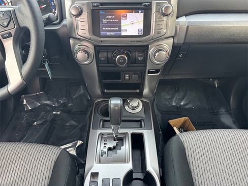 Used 2018 Toyota 4Runner SR5 image 11