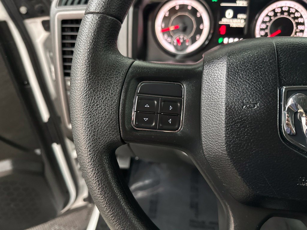 Used 2019 RAM 1500 Express AWD/4WD image 15
