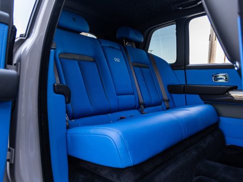 New 2026 Rolls-Royce Cullinan Black Badge image 57