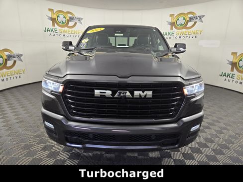 Used 2025 RAM 1500 Laramie AWD/4WD image 3