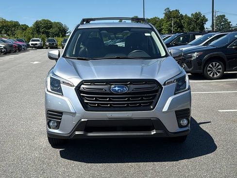 Certified 2023 Subaru Forester Limited AWD/4WD image 2