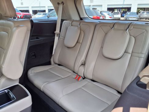 Used 2020 Lincoln Aviator Reserve w/ Equipment Group 202A AWD/4WD image 19