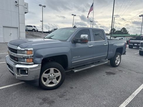 Used 2015 Chevrolet Silverado 2500 LTZ w/ Z71 Package, Off-Road image 3