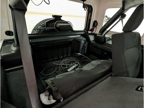 Used 2024 Jeep Wrangler Unlimited Rubicon 4xe AWD/4WD image 18