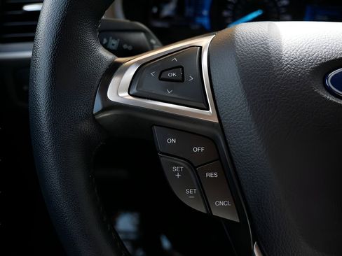 Used 2024 Ford Edge SEL w/ Convenience Package image 18