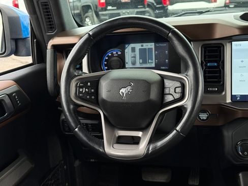 Used 2023 Ford Bronco Outer Banks w/ Sasquatch Package AWD/4WD image 8