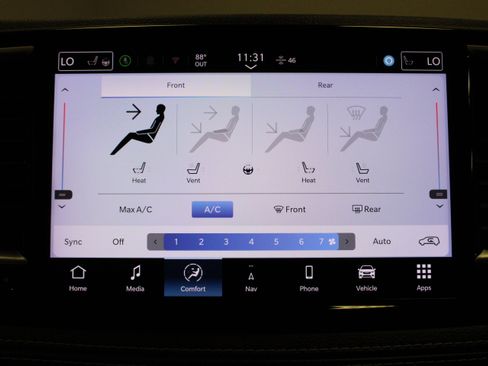 Used 2025 Chrysler Pacifica Limited FWD image 28