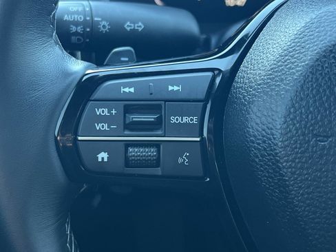 Certified 2025 Honda Civic Sport image 9