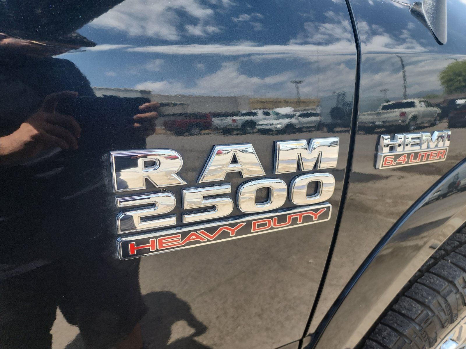 Used 2018 RAM 2500 Laramie w/ Sport Appearance Group AWD/4WD image 30