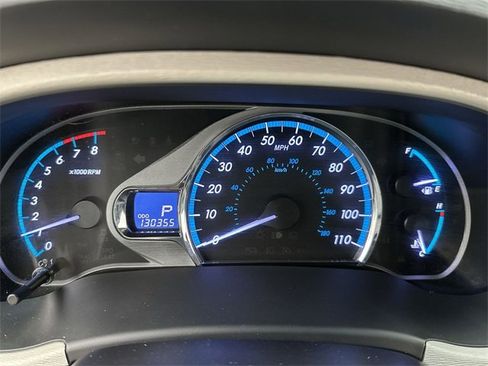 Used 2014 Toyota Sienna Limited image 15