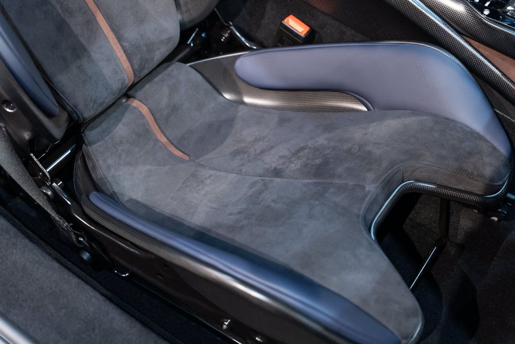 Certified 2025 Ferrari 296 GTB RWD image 36