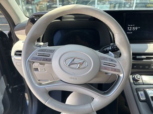 Used 2024 Hyundai Palisade Limited image 8