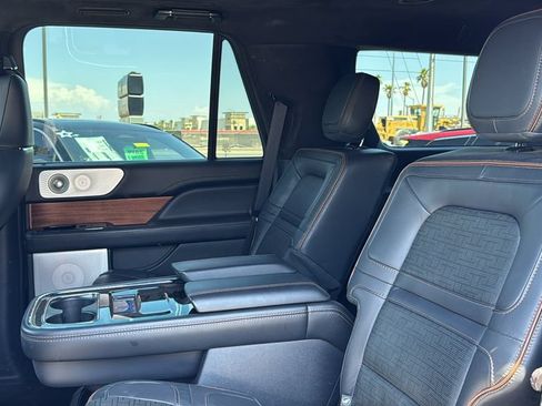 Used 2022 Lincoln Navigator Black Label AWD/4WD image 23
