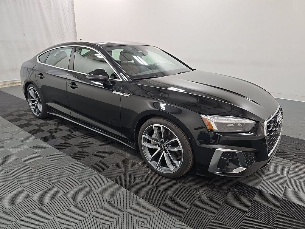 Used 2024 Audi A5 2.0T Premium Plus w/ Premium Plus AWD/4WD image 3