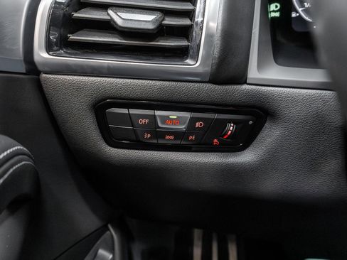 Used 2022 BMW M8 Competition w/ M Driver's Package image 40