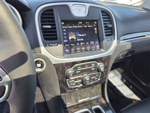 Used 2022 Chrysler 300 Touring L w/ Popular Equipment Group image 25