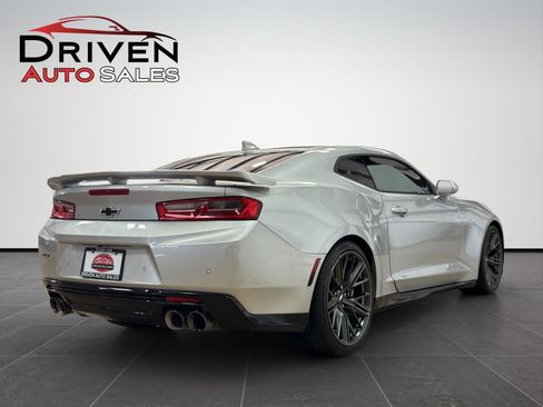 Used 2018 Chevrolet Camaro ZL1 RWD image 6