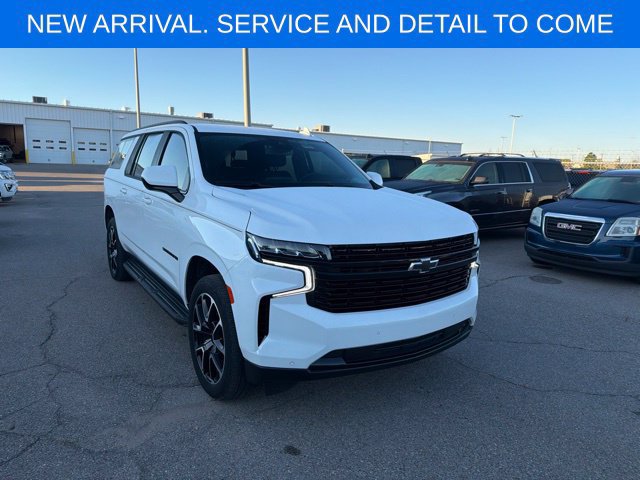 Used 2024 Chevrolet Suburban RST w/ Sport Performance Package AWD/4WD image 11