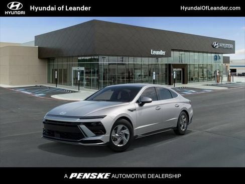 Certified 2025 Hyundai Sonata SE FWD image 1