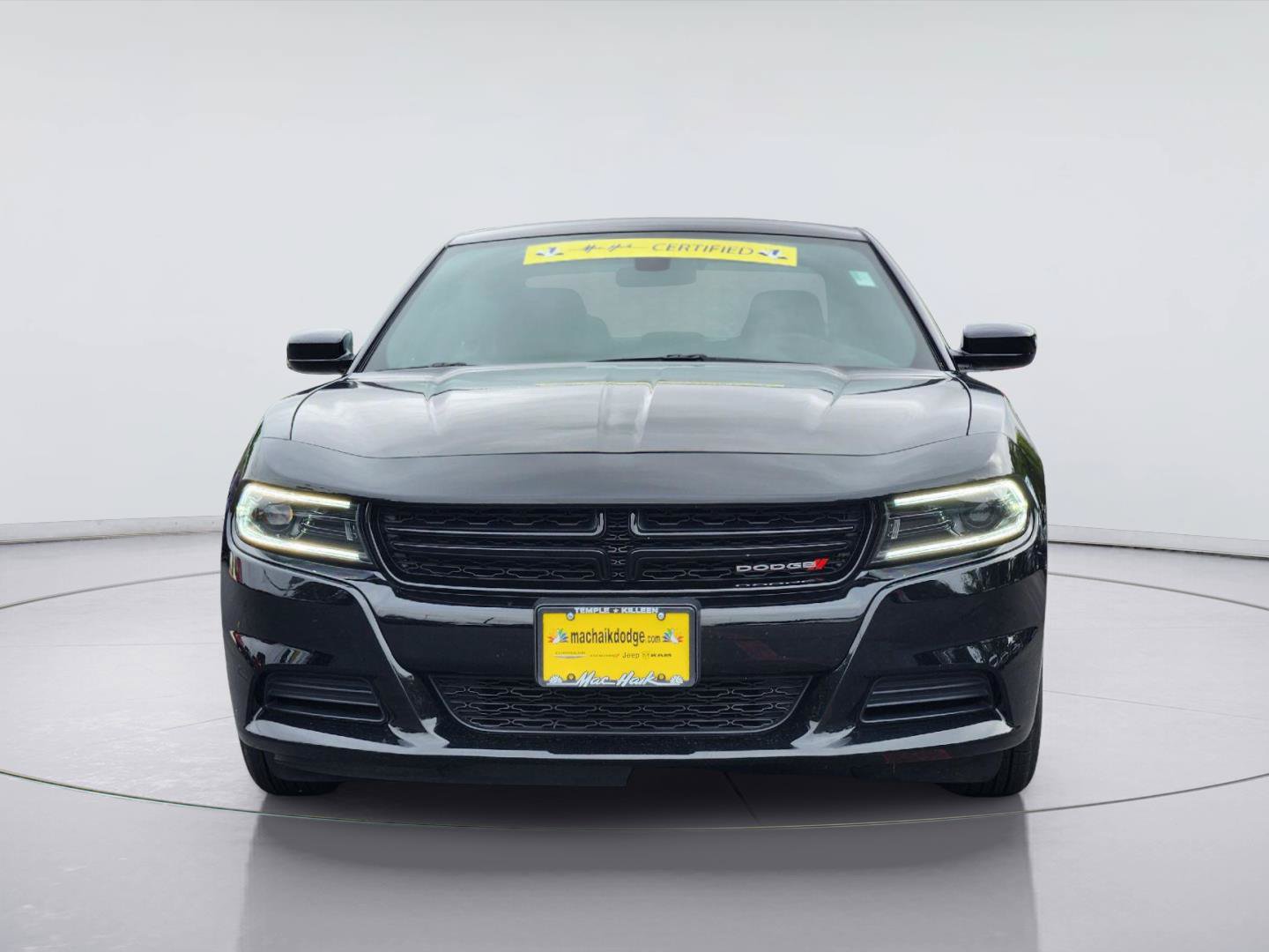 Used 2023 Dodge Charger SXT RWD image 2