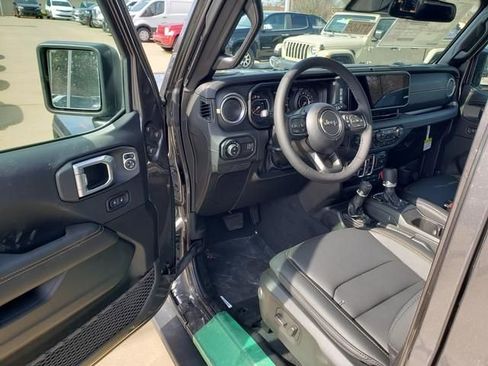 New 2026 Jeep Gladiator Sport image 6