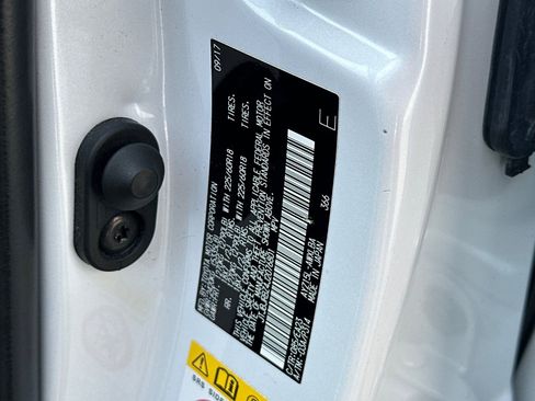 Used 2018 Lexus NX 300h AWD w/ Premium Package image 29