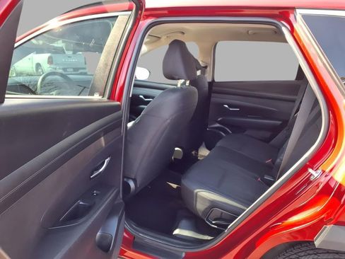 Used 2025 Hyundai Tucson SEL FWD image 24