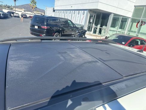 Certified 2020 Jeep Renegade Altitude image 12