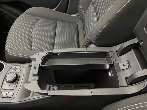 Used 2023 GMC Terrain SLE w/ Driver Convenience Package image 30