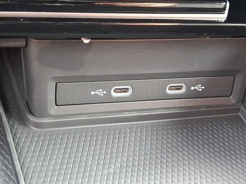 New 2026 Volkswagen Atlas SE image 16