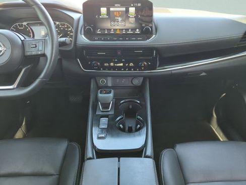 Used 2023 Nissan Rogue SL w/ SL Premium Package image 27