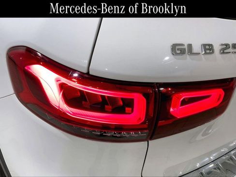 Certified 2022 Mercedes-Benz GLB 250 4MATIC image 28