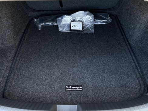 New 2025 Volkswagen Jetta SE image 38