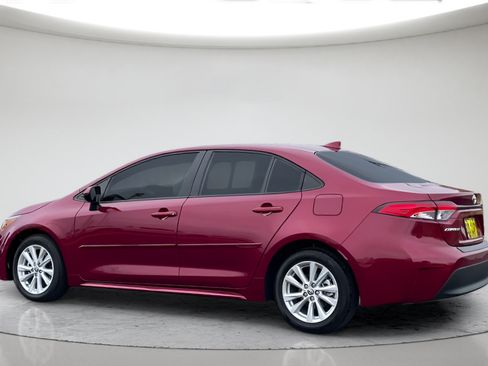 Certified 2025 Toyota Corolla LE w/ LE Premium Package FWD image 10