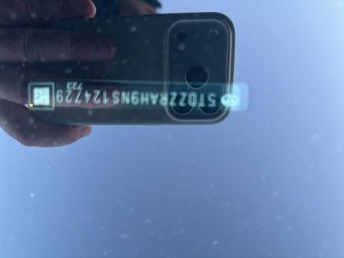 Used 2022 Toyota Highlander LE image 11