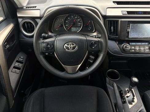 Used 2014 Toyota RAV4 XLE FWD image 15