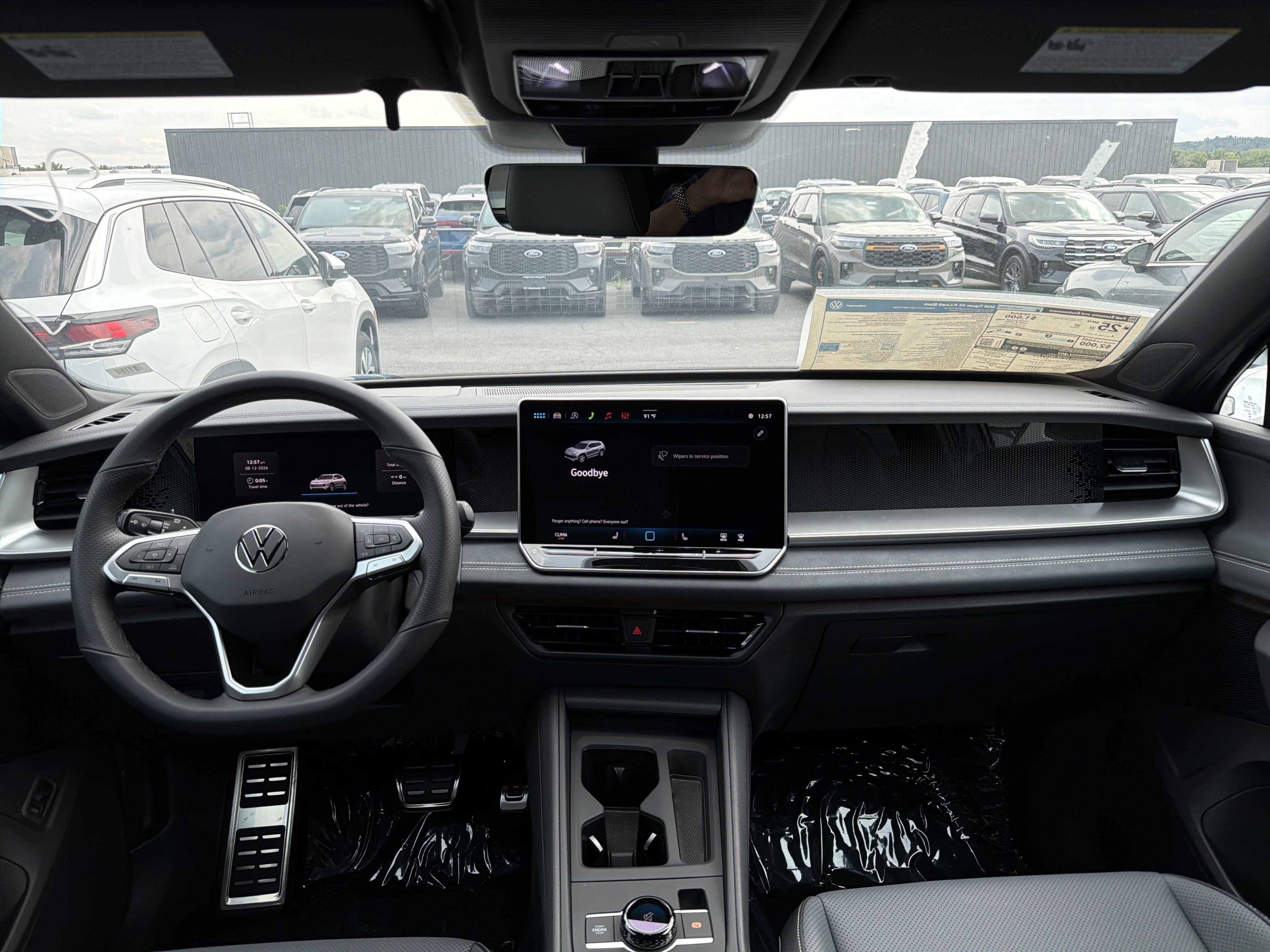 New 2026 Volkswagen Tiguan SE R-Line AWD/4WD image 12