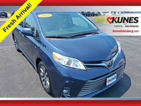 Used 2019 Toyota Sienna XLE Premium AWD/4WD image 1