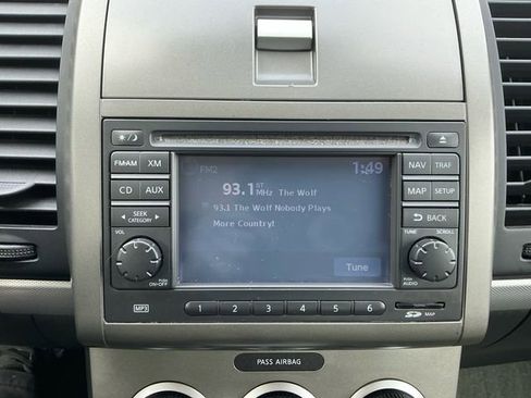 Used 2011 Nissan Sentra 2.0 SL w/ Navigation Pkg image 21