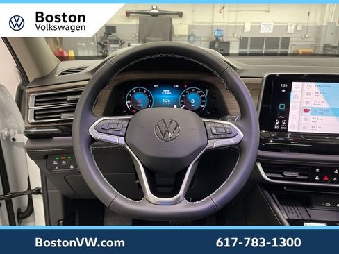 New 2026 Volkswagen Atlas SEL image 18