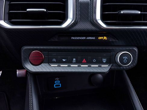 Used 2025 Ford Mustang GT Premium RWD image 27