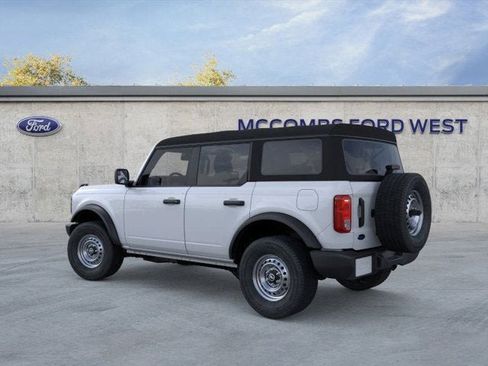 New 2025 Ford Bronco 4-Door image 6
