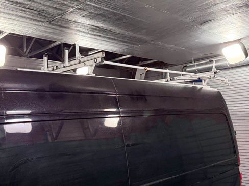 Used 2016 Mercedes-Benz Sprinter 2500 image 14