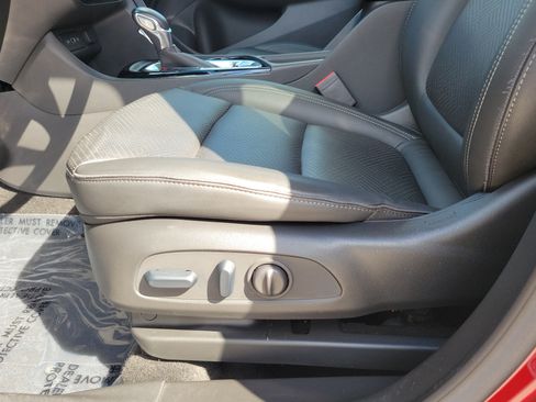 Used 2023 Buick Encore GX Essence w/ Experience Buick Package FWD image 13