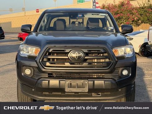 Used 2019 Toyota Tacoma SR w/ SR Convenience Package RWD image 3