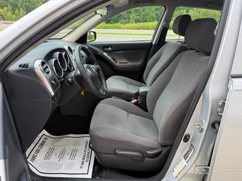Used 2007 Toyota Matrix w/ PWR Pkg FWD image 12