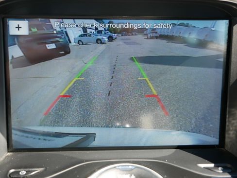 Used 2016 Ford C-MAX Energi SEL w/ Equipment Group 302A image 19