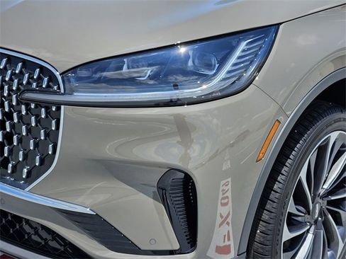 New 2025 Lincoln Aviator Reserve w/ Equipment Group 201A image 9