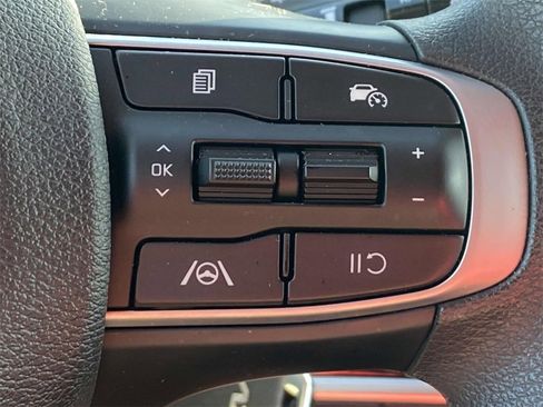 New 2024 Kia Sportage LX image 19